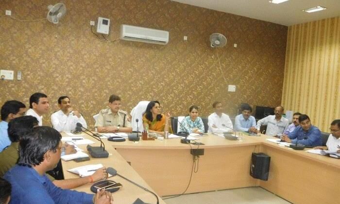 कार्तिक पूर्णिमा मेले से पूर्व सभी व्यवस्थायें सुनिश्चित कर ली जाये : जिलाधिकारी