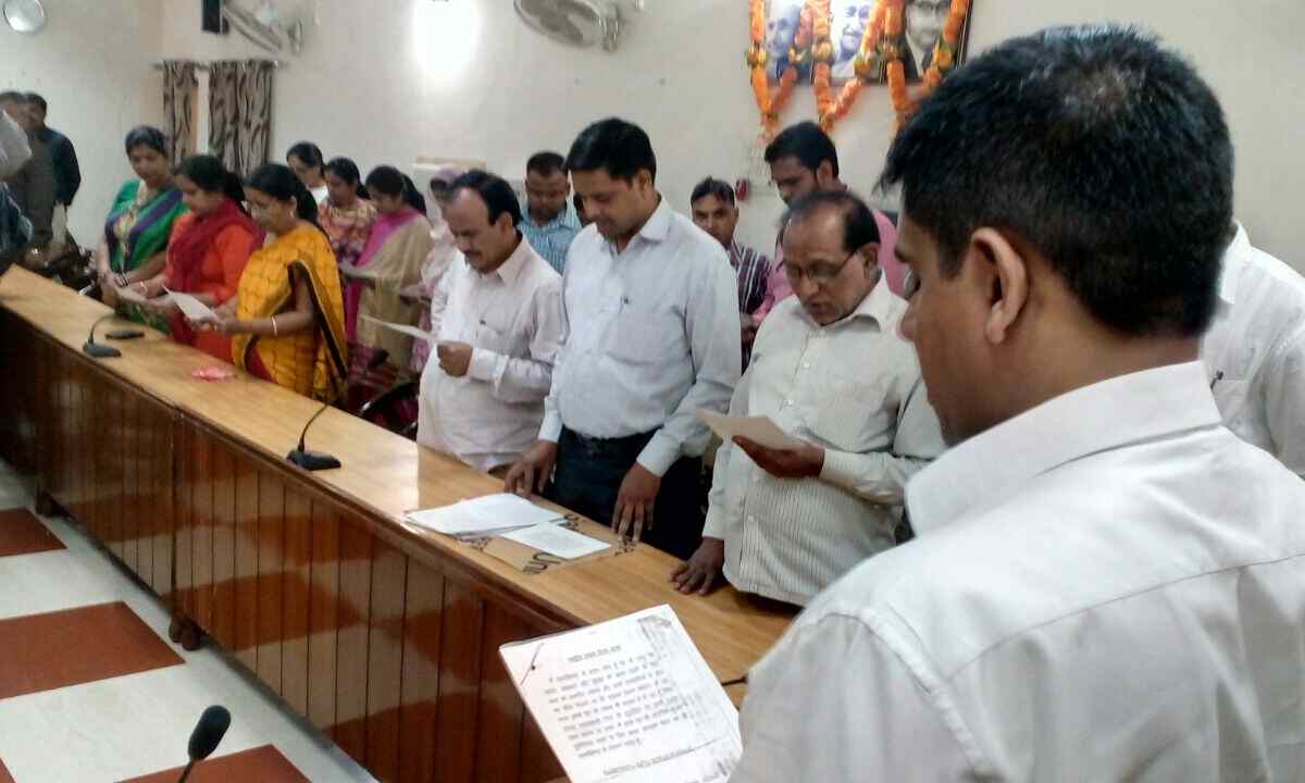 हमें राष्ट्रीय एकता और अखण्डता के लिए संकल्प लेना हेागा : जी एस प्रियदर्शी जिलाधिकारी