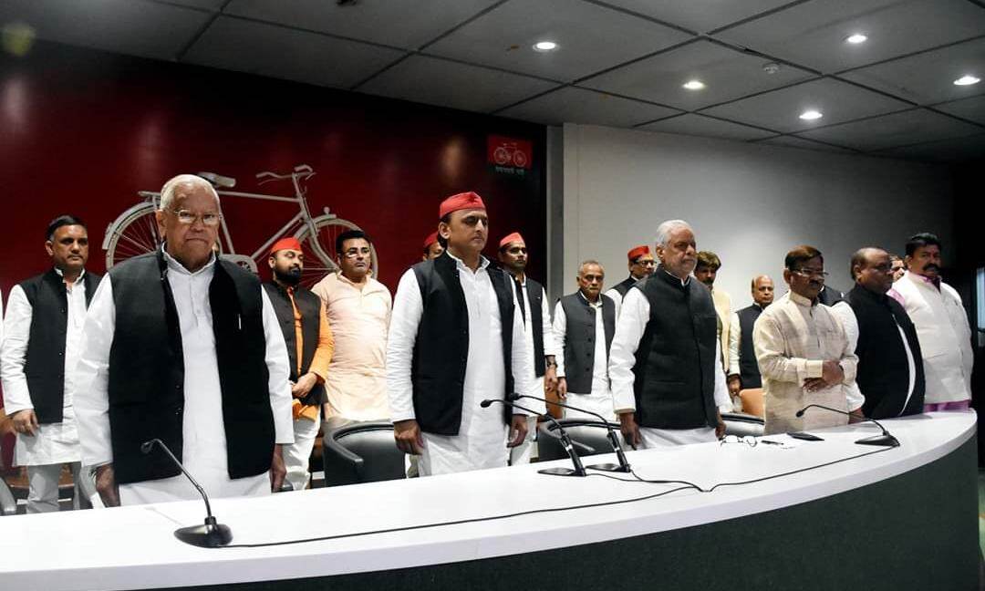 यह दुःख की बात है, हम बेटी को न्याय नहीं दे पाए : अखिलेश यादव