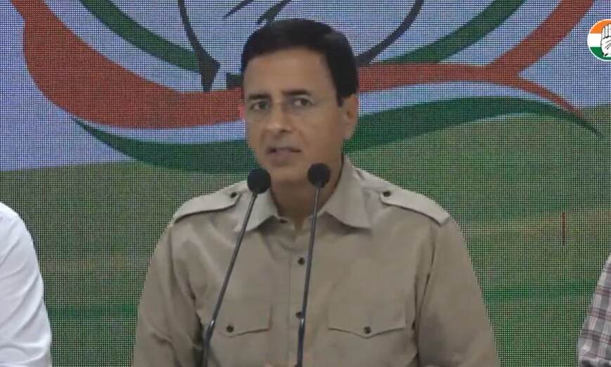 LIVE: कांग्रेस मुख्यालय में रणदीप सिंह सुरजेवाला द्वारा प्रेस वार्ता