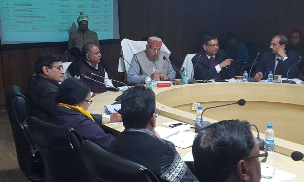 योजनाओं के अनुदान की धनराशि किसानों के खाते में शीघ्र पहुंचे :  कृषि मंत्री सूर्य प्रताप शाही