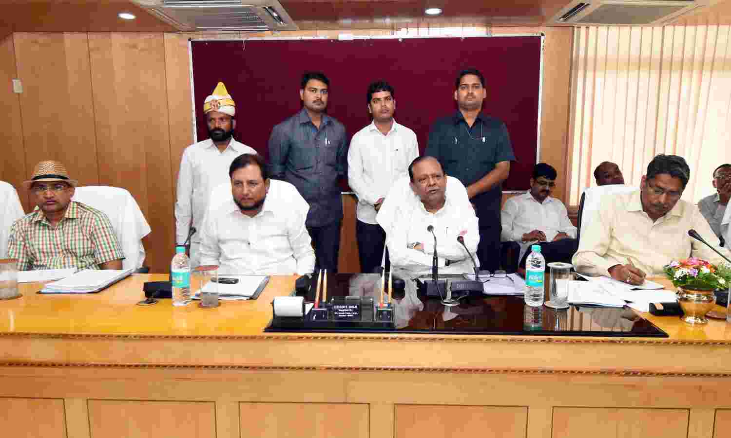 कार्यों में लापरवाही पर रामपुर के अधिशासी अभियन्ता को प्रतिकूल प्रविष्टि