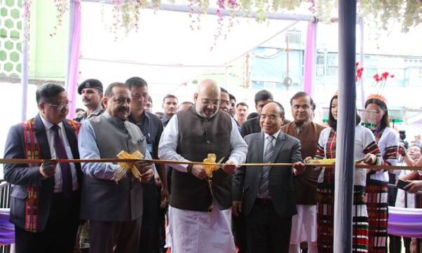 अमित शाह ने मिजोरम के आइज़ोल में नॉर्थ ईस्ट हैंडलूम और हस्तशिल्प प्रदर्शनी का उद्घाटन किया
