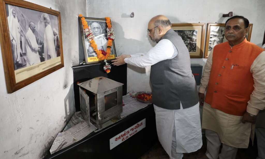 अमित शाह ने सरदार पटेल के घर से शुभआरंभ की गुजरात गौरव यात्रा