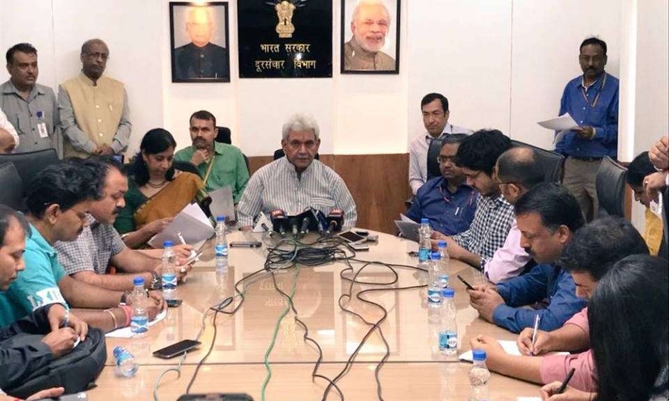 सेना के जवानों को दिवाली का तोहफा