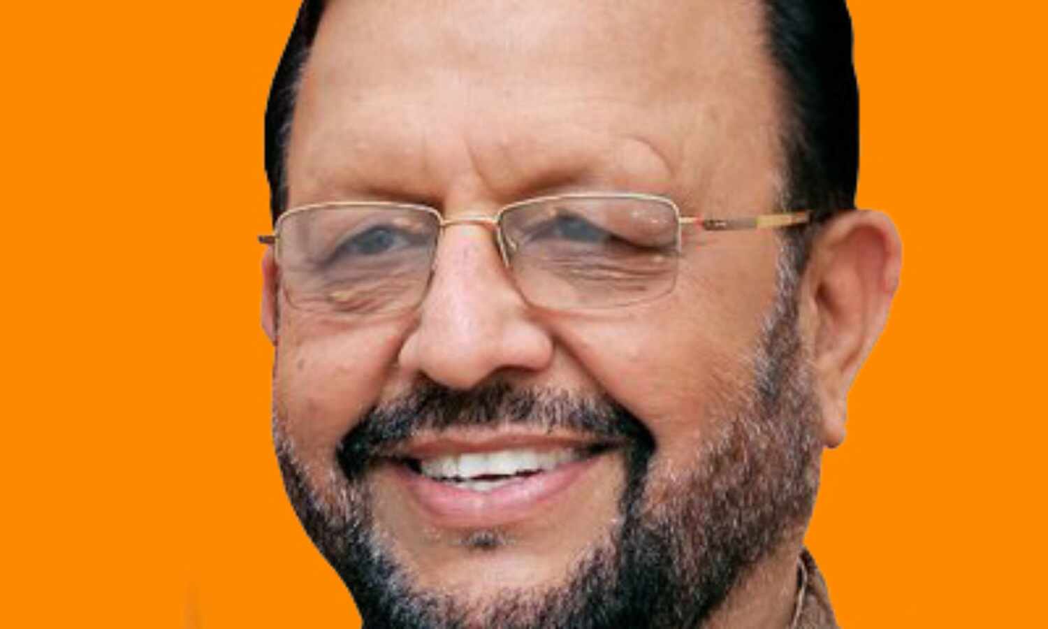 सुरेश खन्ना ने कलेक्ट्रेट सभागार में जनपद लखनऊ में संचालित योजनाओें के सम्बंध में की प्रेस वार्ता