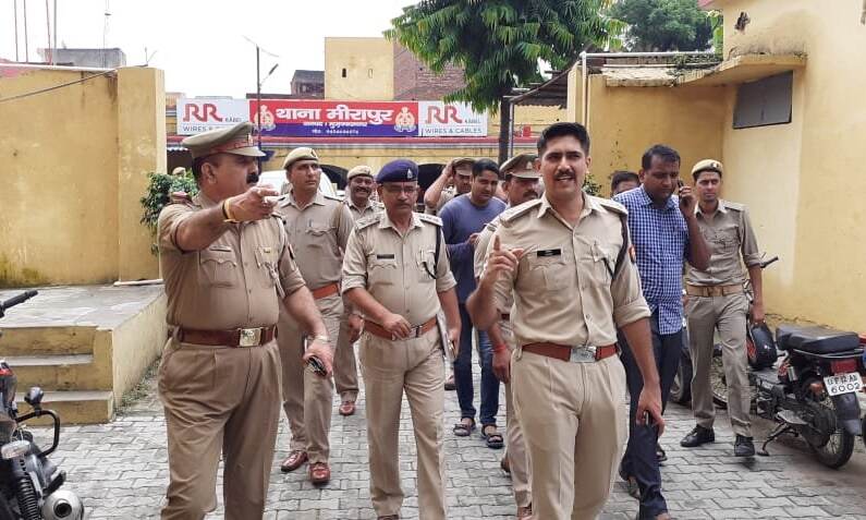एसएसपी अभिषेक यादव ने किया मीरापुर थाने का आकस्मिक निरीक्षण