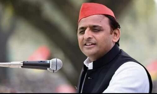 झूठ को बार-बार दुहराकर सच साबित करने की इस बदनाम शैली को जनता जान गई है।