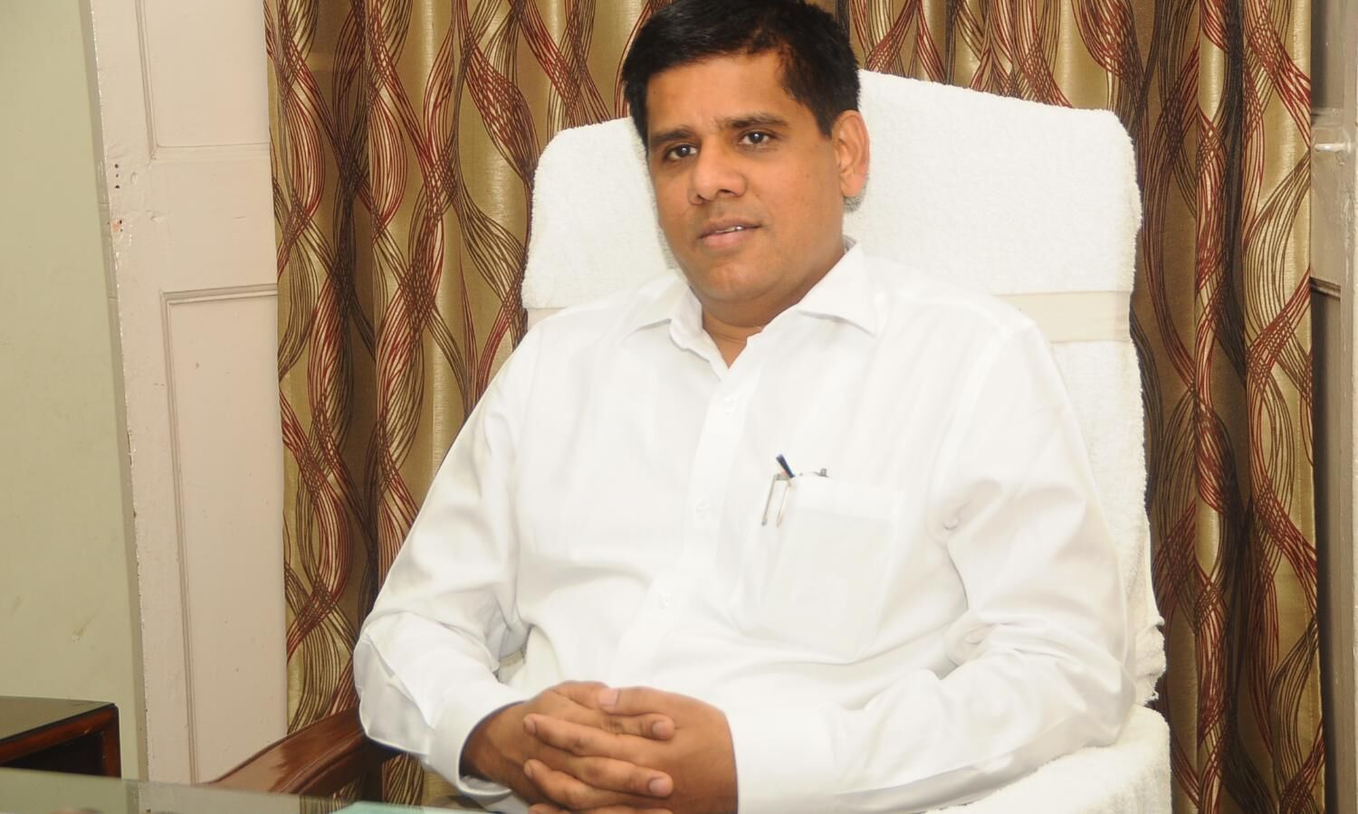 निष्पक्ष और शंतिपूर्वक नगर चुनाव कराने के लिए मुज़फ्फरनगर के कलेक्टर ने अफसरों को दी ज़िम्मेदारी