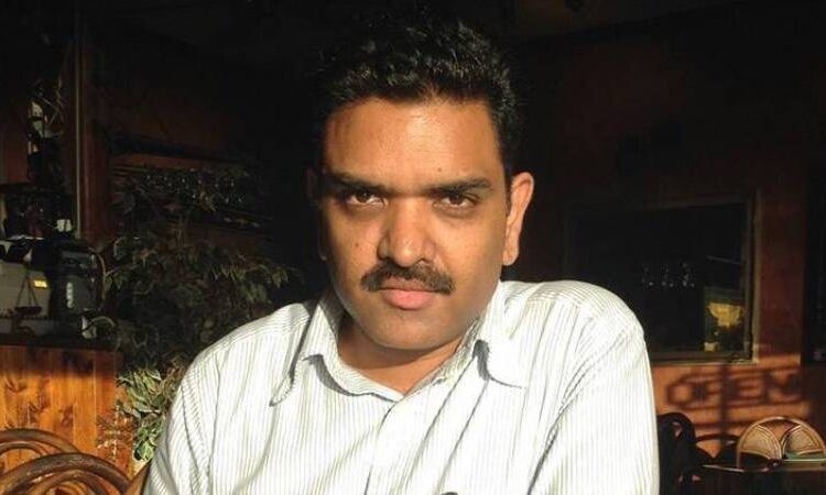 आई जी असीम अरुण की  एटीएस ने फिर पकड़ा आतंकवादी