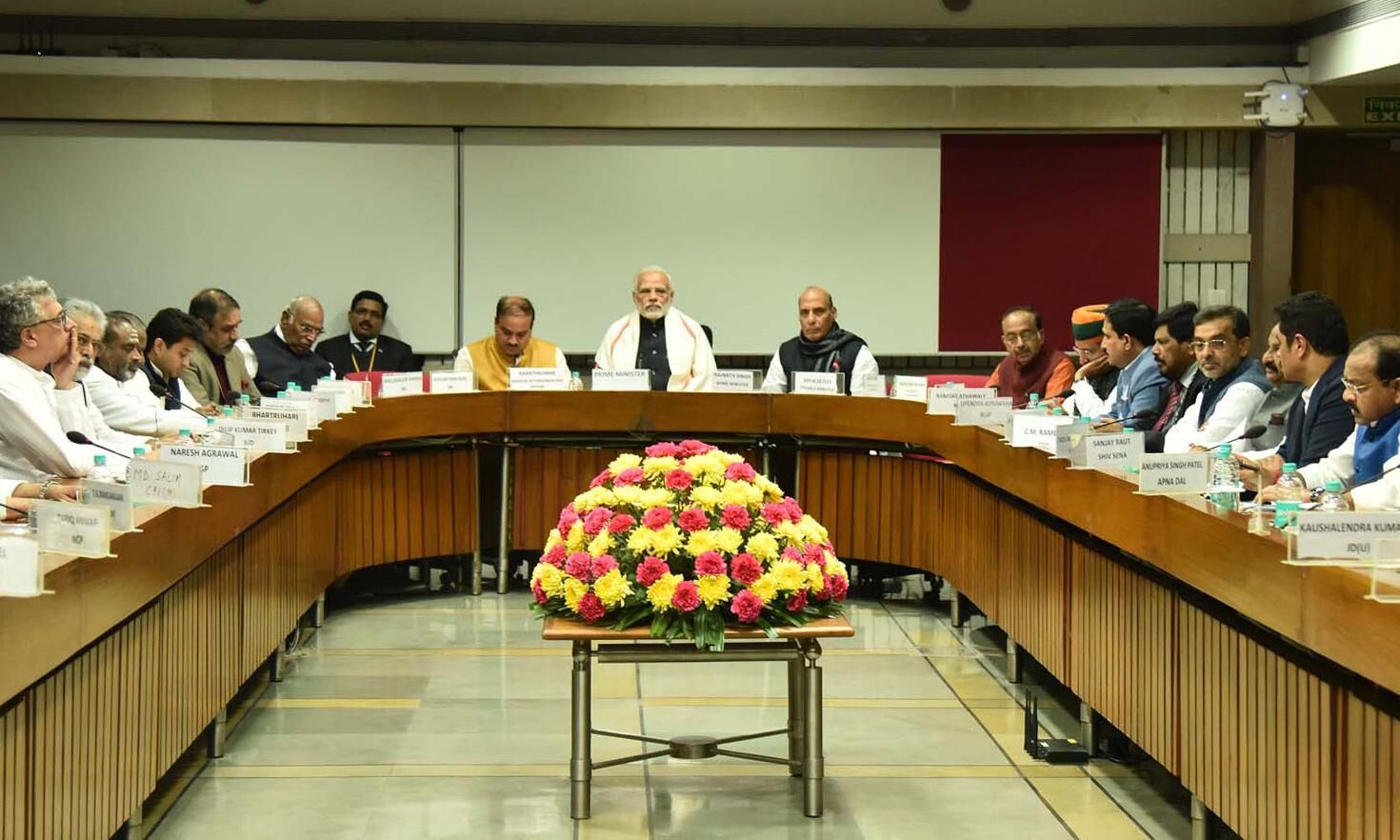 केन्‍द्रीय मंत्रिमंडल ने चमड़ा एवं फुटवियर क्षेत्र में रोजगार सृजन के लिए विशेष पैकेज को मंजूरी
