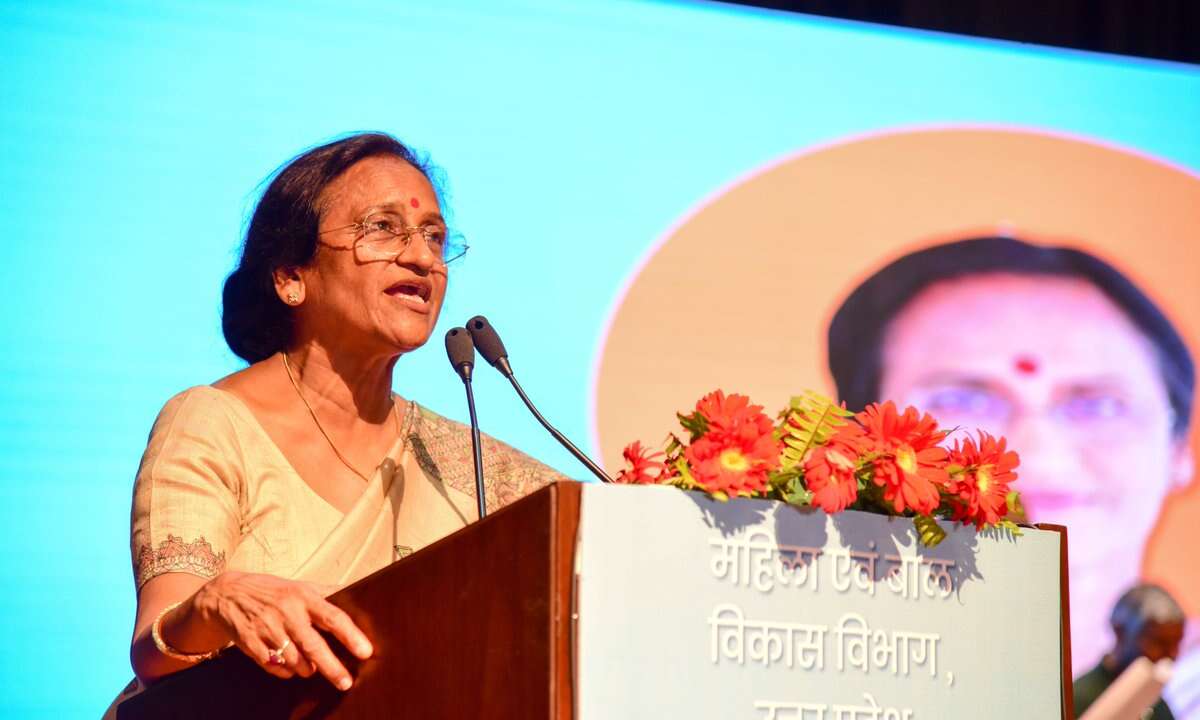 रानी लक्ष्मीबाई सम्मान कोष से होगा रेप पीड़िता  का निशुल्क इलाज़ : प्रो रीता बहुगुणा जोशी
