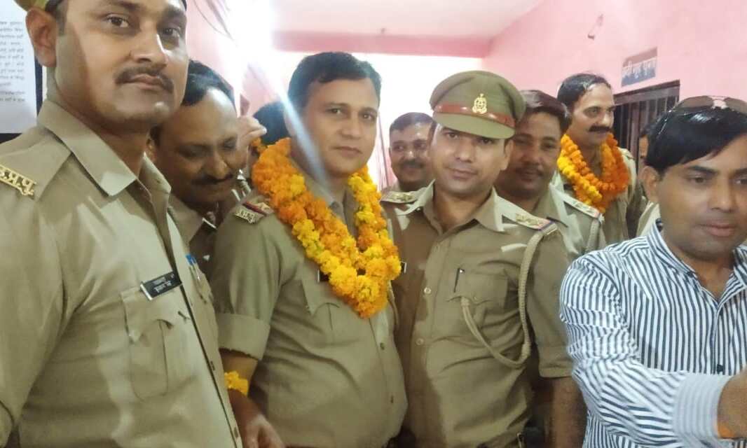 इंस्पेक्टर संतोष कुमार सिंह की भावभीनी विदाई