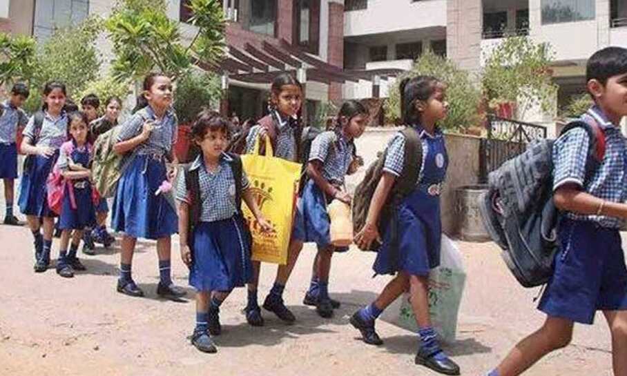 नकलविहीन परीक्षा से विद्यार्थियों में शैक्षिक गुणवत्ता एवं स्वस्थ प्रतिस्पर्धा हुई बलवती