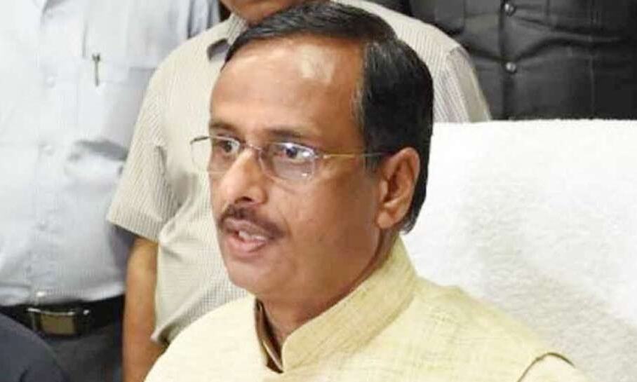 माध्यमिक शिक्षा विभाग में 27 अफसरों के तबादले