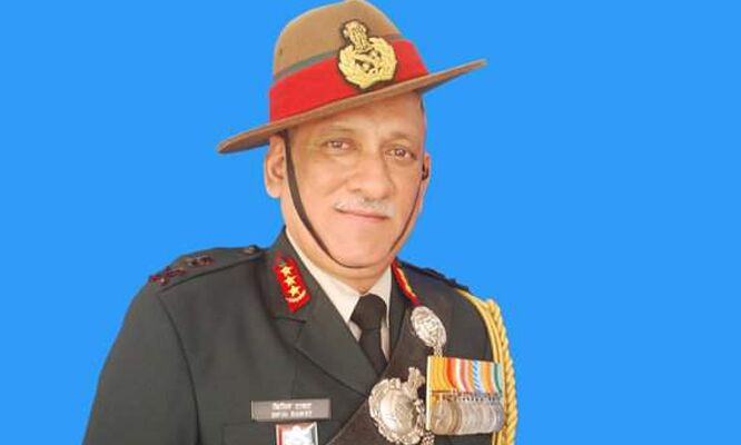 चीन और पाकिस्तान से एकसाथ जंग की आशंका से इनकार नहीं :सेना प्रमुख