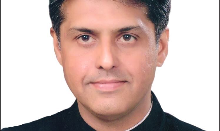 केंद्र सरकार साम्प्रदायिक सौहार्द,राजनीतिक स्थिरता आंतरिक सुरक्षा अर्थव्यवस्था और अंतर्राष्ट्रीय नीति पर चौखाने चित्त :मनीष तिवारी