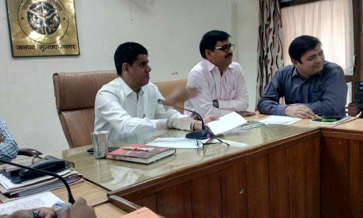 मतदान प्रतिशत बढाने के लिए मतदाता जागरूता अभियान चलाया जायेगा : जिला मजिस्ट्रेट