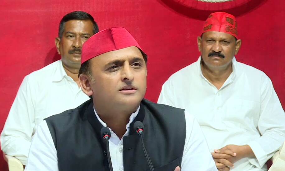 देश की गाड़ी का नियंत्रण अनुभवहीन, अपरिपक्व हाथों में हैं : अखिलेश यादव