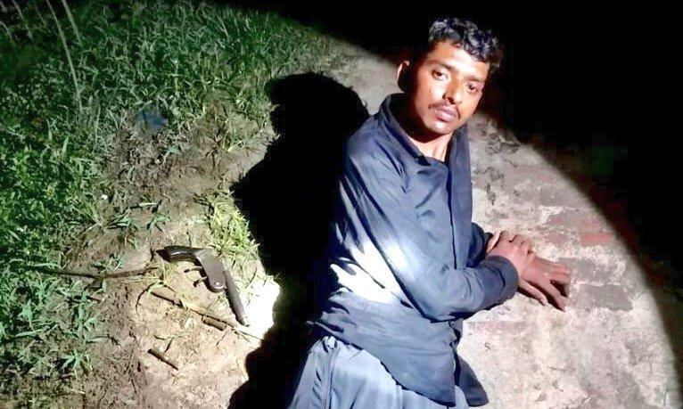 पुलिस मुठभेड़ में एक बदमाश दबोचा, एक फरार, दारोगा भी घायल