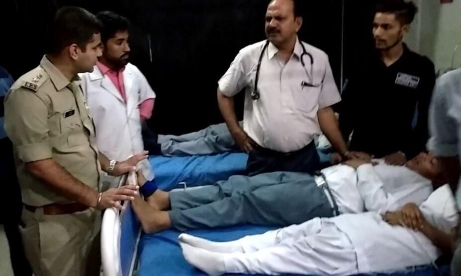 शामली में चीनी मिल  गैस रिसाव 300 बच्चे बेहोश मुख्यमंत्री ने दिए जांच के आदेश