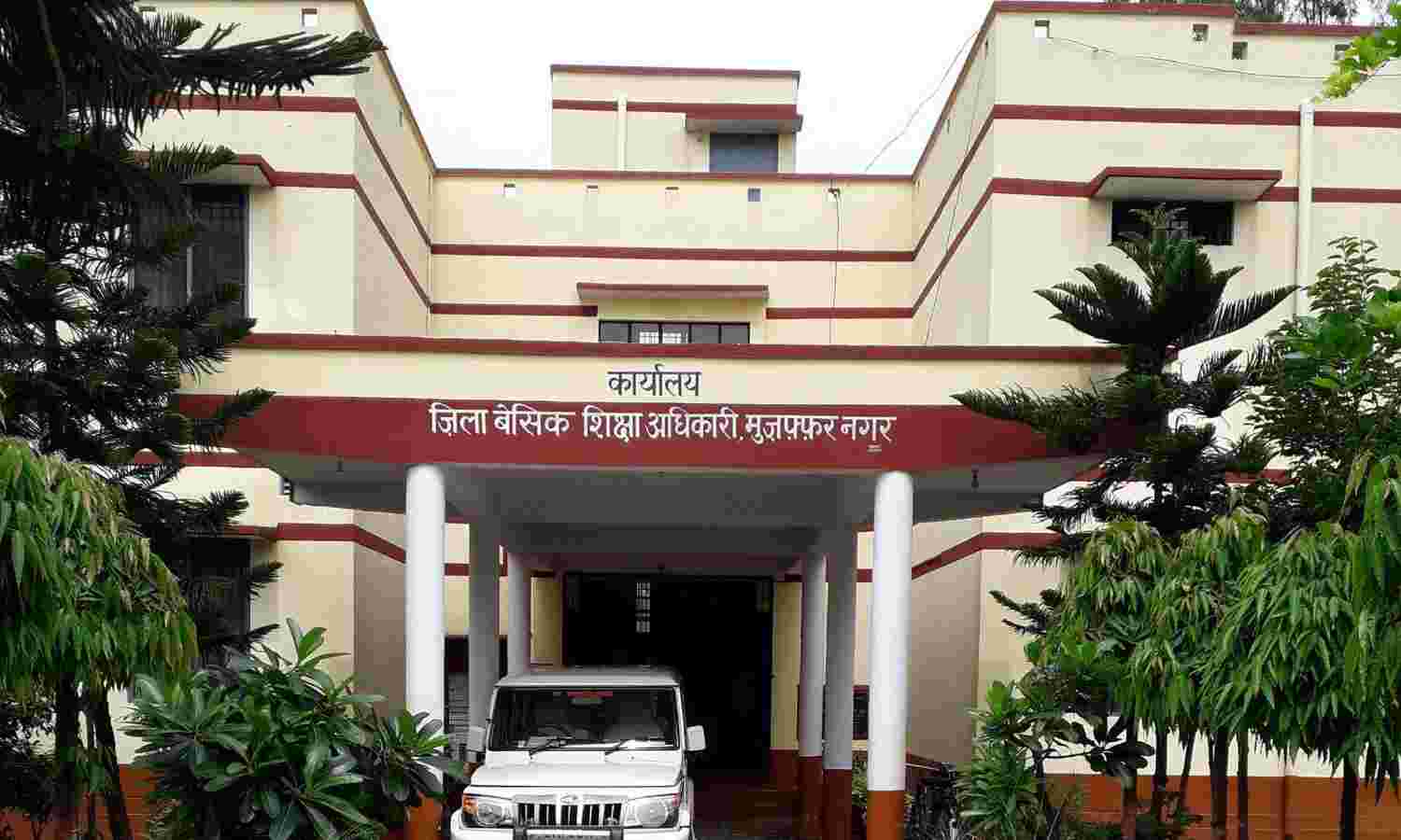 मुजफ्फरनगर में चल रहे 35 नियम-विस्र्द्ध स्कूलों को बन्द करने के दिये आदेश