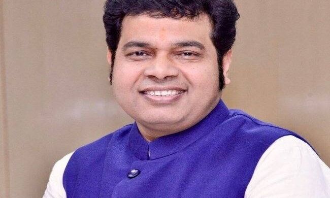 टोल फ्री नं0 1912 से अब तक 2148126 शिकायतों का हुआ समाधान - मंत्री श्रीकान्त शर्मा