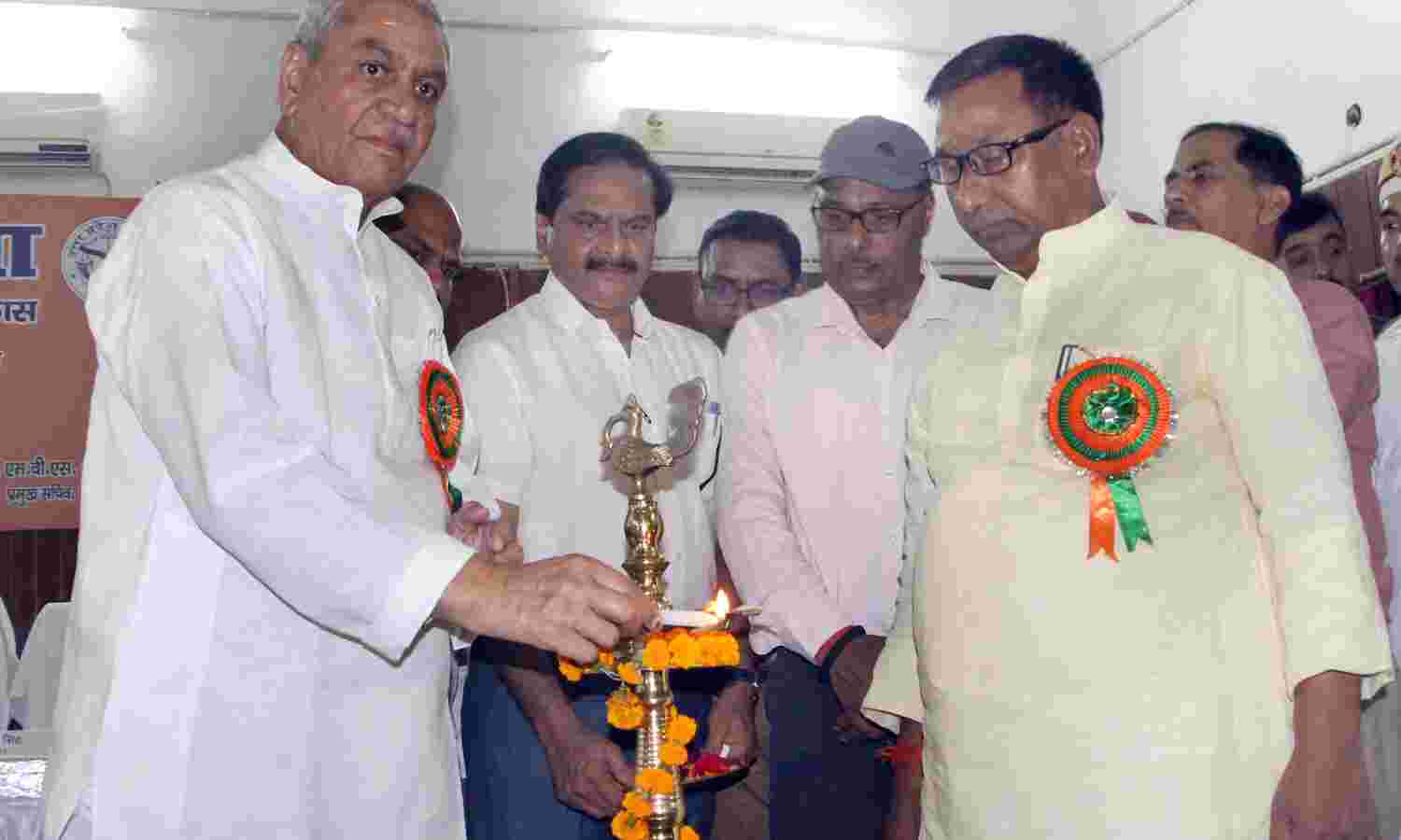 सभी योजनाओं का अधिकाधिक प्रचार-प्रसार किया जाये- - मंत्री लक्ष्मी नारायण चौधरी