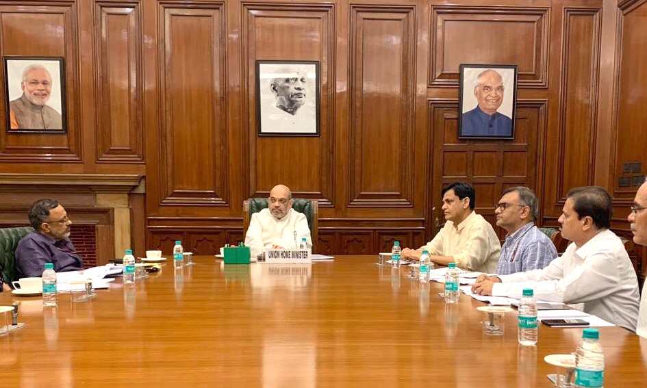 अमित शाह ने देश में बाढ़ की स्थिति की समीक्षा करने के लिए एक उच्च स्तरीय बैठक ली