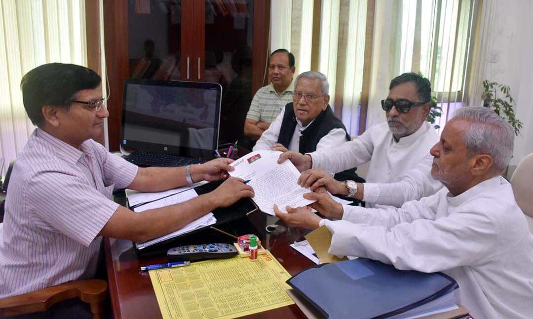 समाजवादी पार्टी प्रतिनिधिमण्डल ने की रामपुर के जिलाधिकारी तथा पुलिस अधीक्षक को तत्काल हटाने की मांग