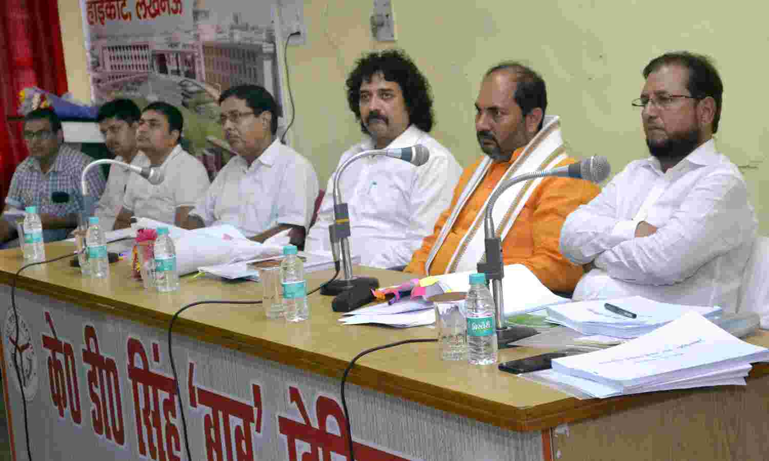 उत्तर प्रदेश के स्टेडियमों को सभी आवश्यक सुविधाओं से लैस किया जायेगा : खेल मंत्री उपेन्द्र तिवारी