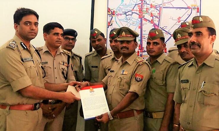 बेस्ट पुलिसिंग के लिए इंस्पेक्टर पीपी सिंह को मिला एवार्ड