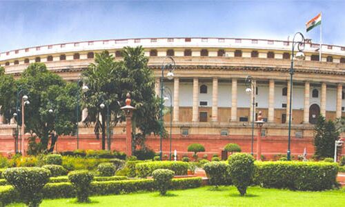 नोएडा फर्जी मुठभेड़ के मामले में राज्य सभा में हंगामा सदन स्थगित