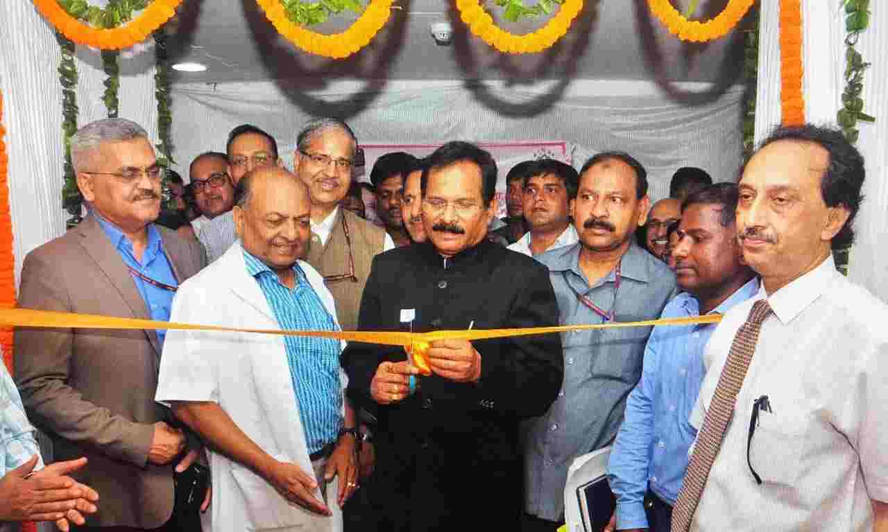आयुष मंत्री ने सफदरजंग अस्पताल में यूनानी और सिद्ध केन्द्रों का किया उद्घाटन