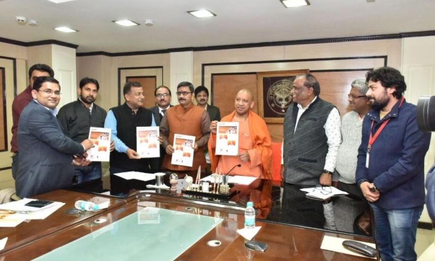 युवा संगम वेबसाइट के माध्यम से युवाओं को जोड़कर उनकी सकारात्मक ऊर्जा का उपयोग समाज के उत्थान के लिए किया जाना चाहिए