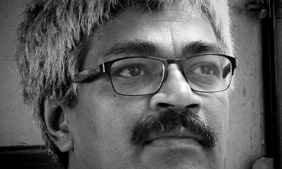 ब्लैकमेल के इल्जाम  में सीनियर जर्नलिस्ट गिरफ्तार