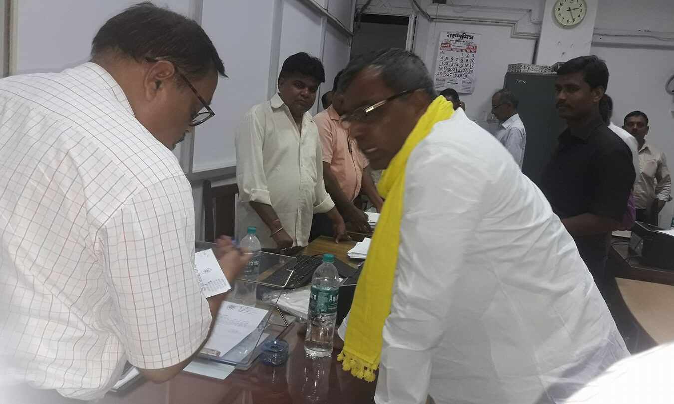 मिनिस्टर हो तो ऐसा ओमप्रकाश राजभर जैसा