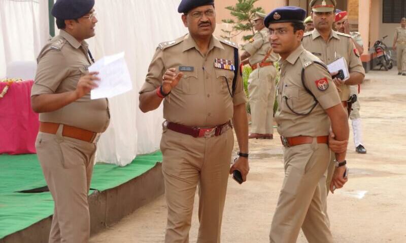 अलीगढ की धरती पर बदमाशो का आना मना है आओगे तो पुलिस का पीतल ही पाओगे, आज  फिर किया एनकाउन्टर,