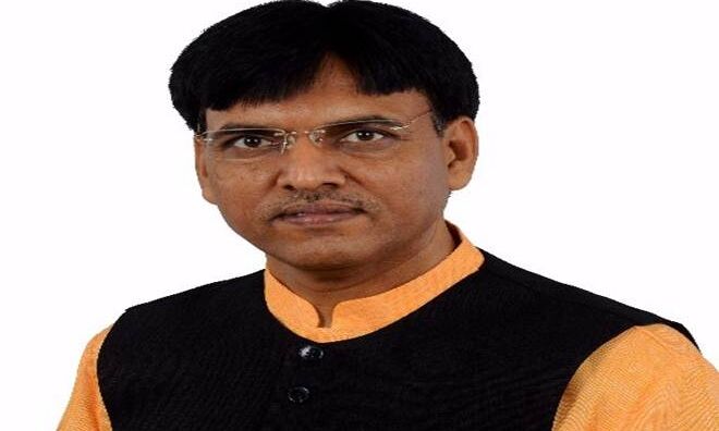 मंत्री मांडविया ने अंतर्राष्‍ट्रीय नाविक दिवस पर नाविकों को बधाई दी