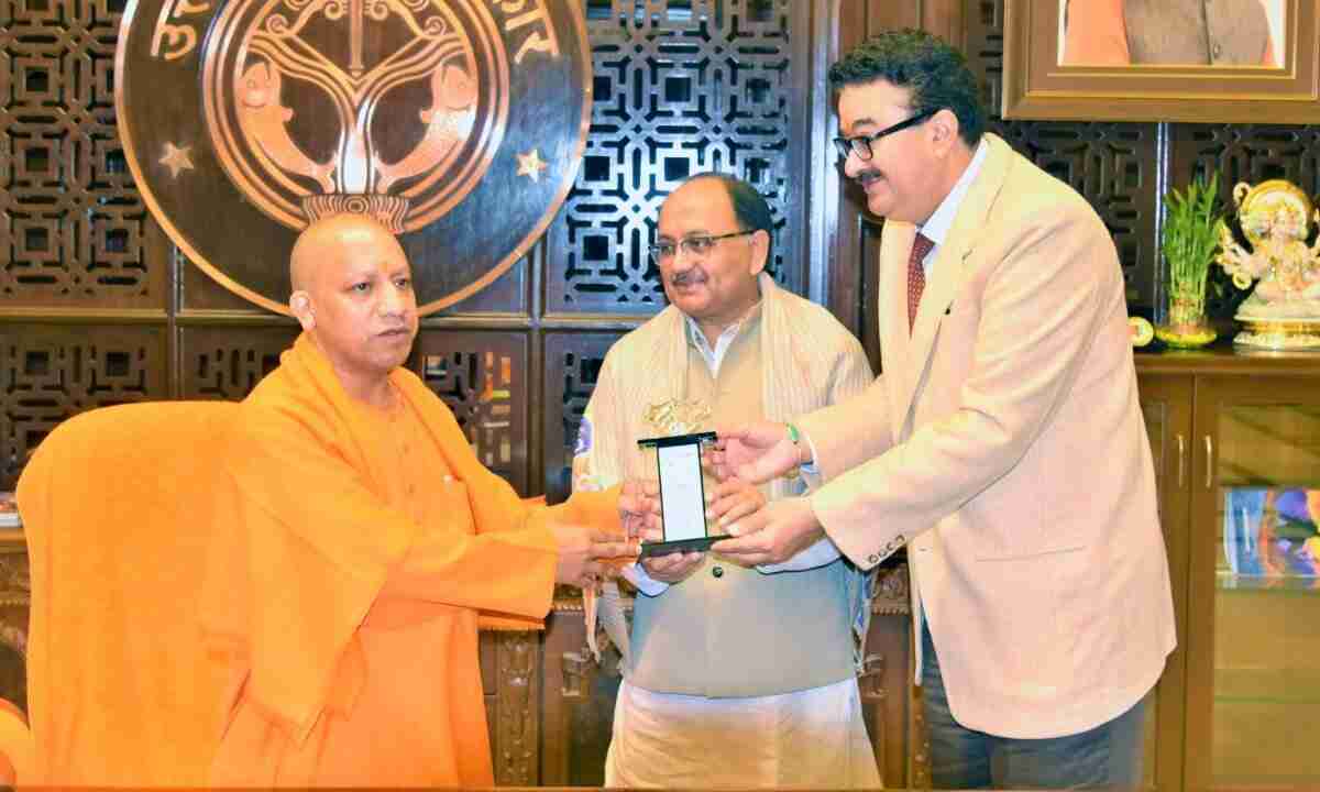 उत्तर प्रदेश सुपर बायर स्टेट के राष्ट्रीय पुरस्कार से सम्मानित