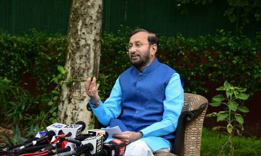 किसानों को प्रशिक्षित करने के लिए 10,000 किसान उत्‍पादक संगठन बनाये - मंत्री प्रकाश जावड़ेकर