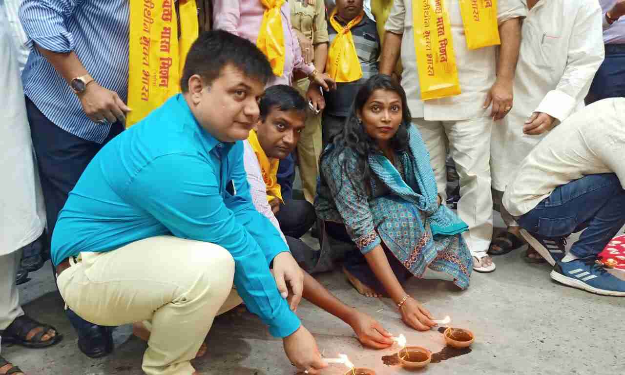 डीएम सेल्वा कुमारी जे. ने शिव चौक पर मनाई पर्यावरण दिवाली