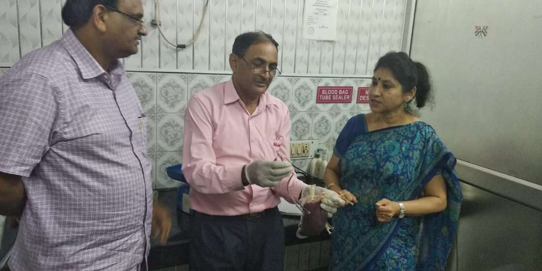 339 रक्तकोषों का अंकित विवरण का सत्यापन 25 जुलाई तक कराये - डाॅ0 अनीता भटनागर जैन 339 रक्तकोषों का अंकित विवरण का सत्यापन 25 जुलाई तक कराये - डाॅ0 अनीता भटनागर जैन
