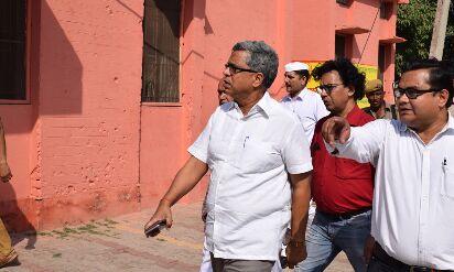 मीरापुर में बाजार में नहीं भरेगी पैठ, डीएम राजीव शर्मा ने दिये शिफ्ट करने के निर्देश