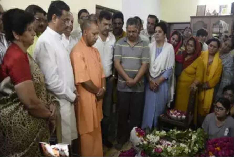सीएम योगी ने पत्रकार राजनाथ सिंह सूर्य पर जताया शोक, कहा-उनका जाना पत्रकारिता जगत के लिए एक अपूर्णीय क्षति