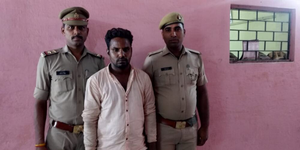 नई मंडी पुलिस ने चोर को तमंचे के साथ किया गिरफ्तार नई मंडी पुलिस ने चोर को तमंचे के साथ किया गिरफ्तार