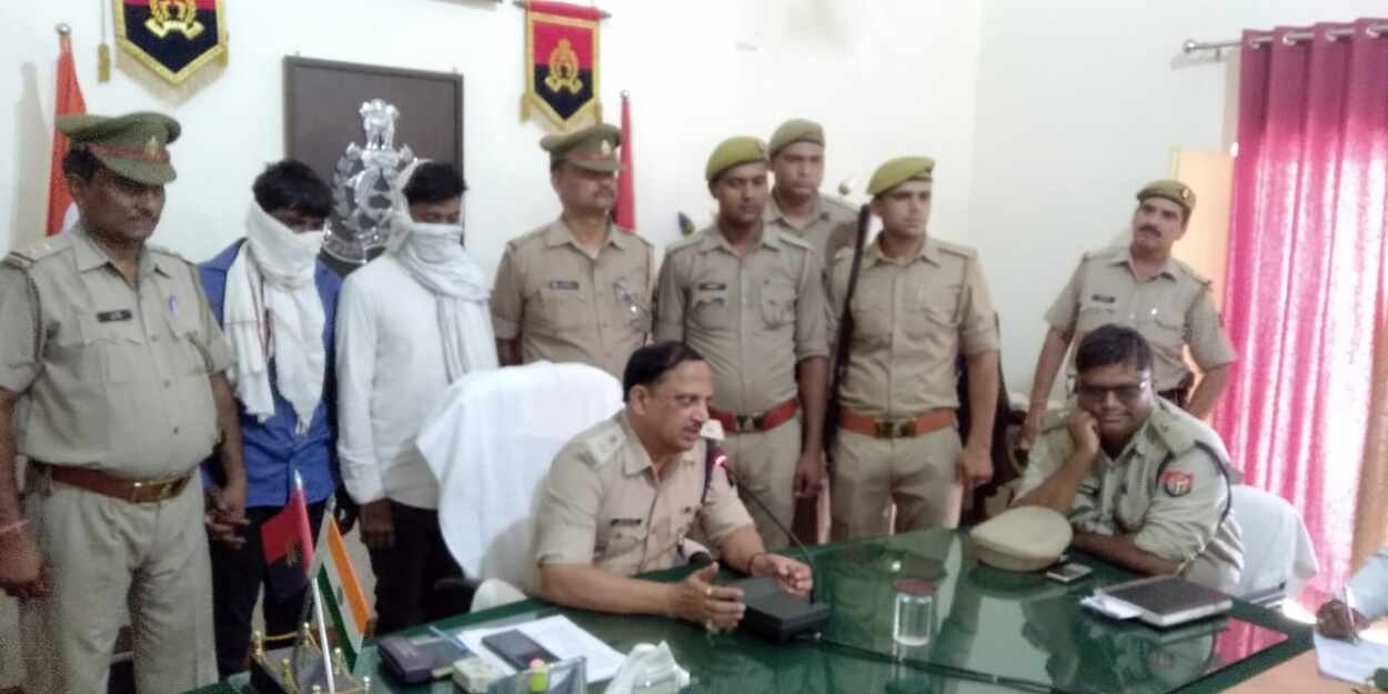 फुगाना पुलिस ने किया अवैध तंमचा फैक्ट्री का भंडाफोड़, दो गिरफ्तार