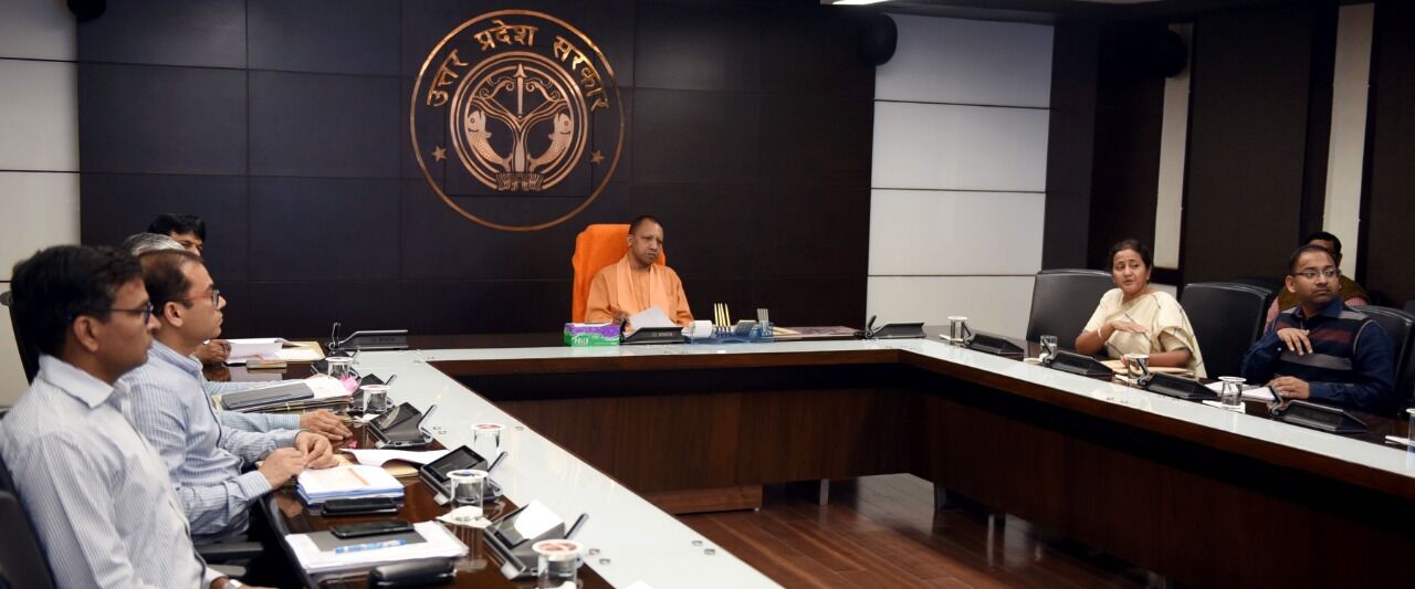 छात्रों को गुणवत्तापरक और उद्योगों तथा आधुनिक तकनीक की मांग के अनुसार शिक्षा दी  जाए : मुख्यमंत्री
