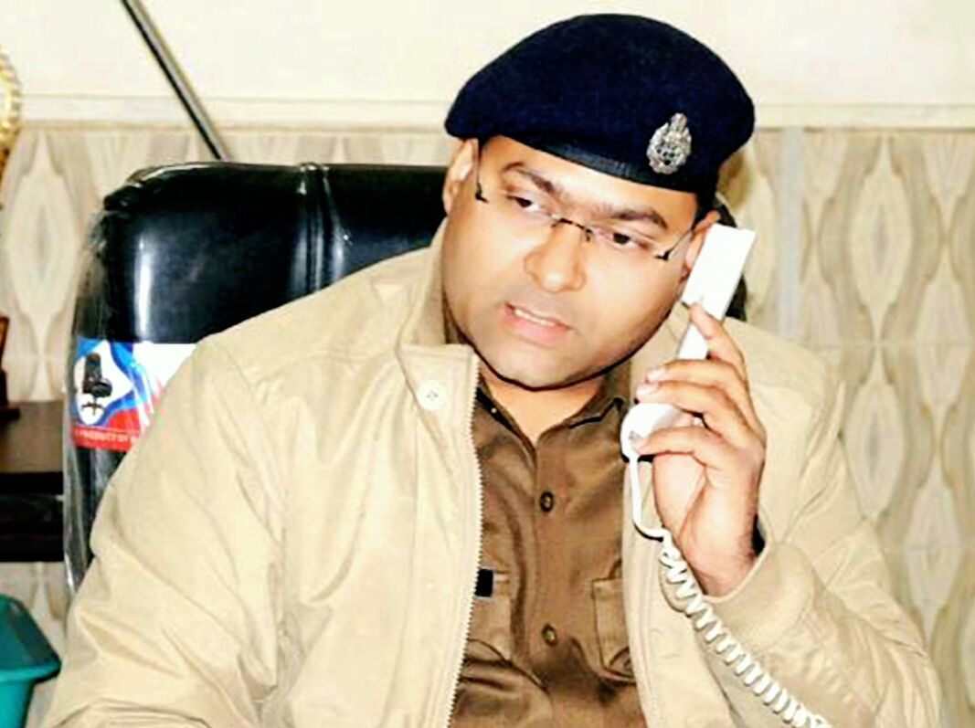 नमस्कार ! हम शामली पुलिस के हालचाल दस्ते से बोल रहे हैं..