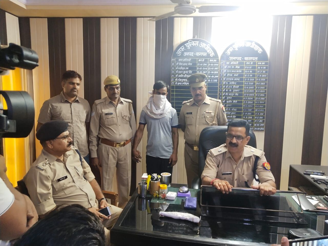 बिनोली पुलिस ने किया 25 हजार का ईनामी अरेस्ट बिनोली पुलिस ने किया 25 हजार का ईनामी अरेस्ट